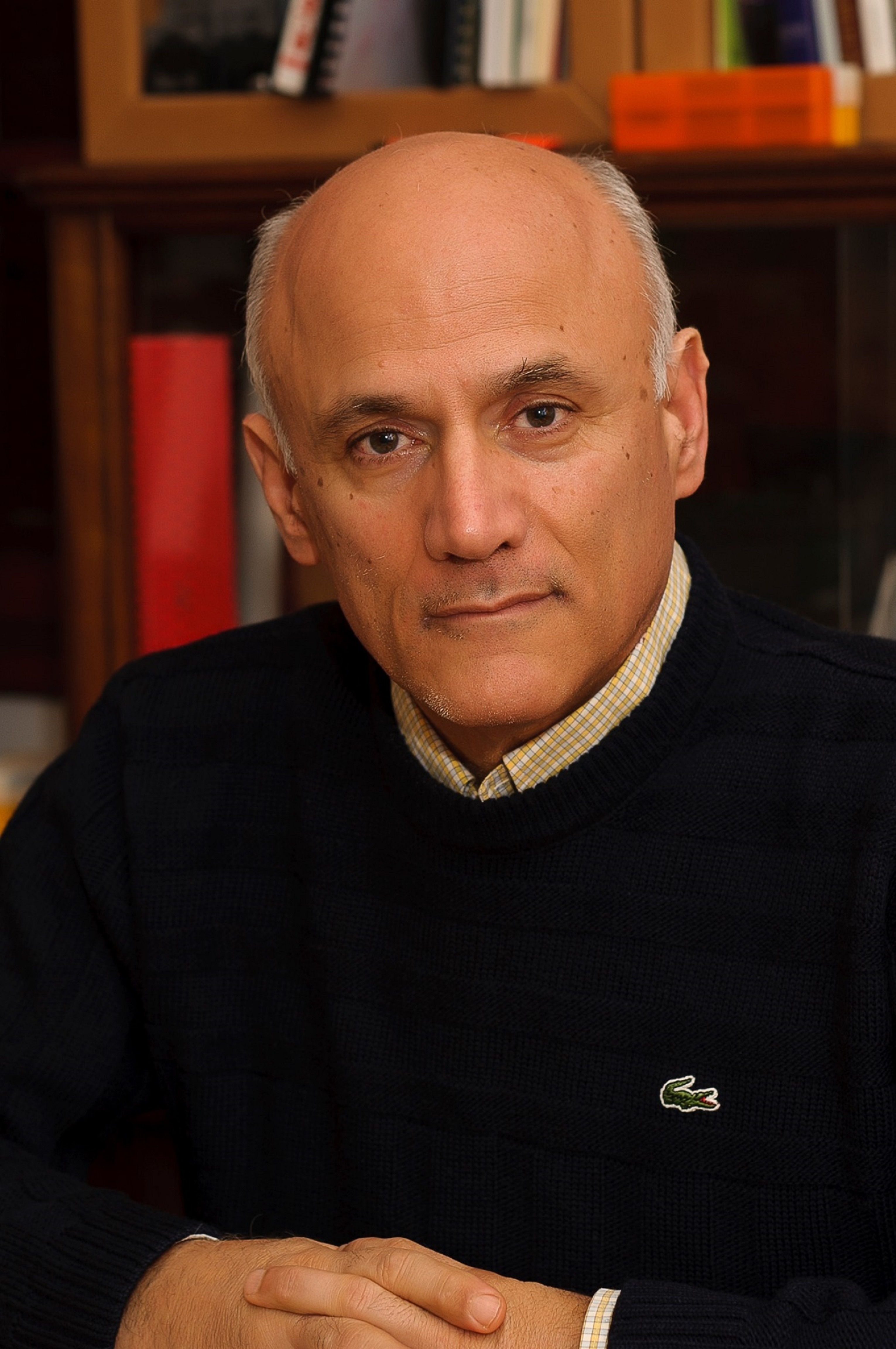 Ο καλλιτέχνης Κώστας Σπυρόπουλος