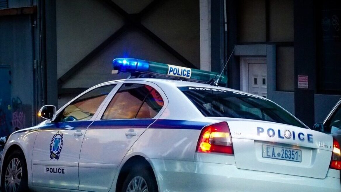 Πάτρα: Γιος καταδικασμένου μέλους της “17 Νοέμβρη” συνελήφθη ως μέλος εγκληματικής οργάνωσης