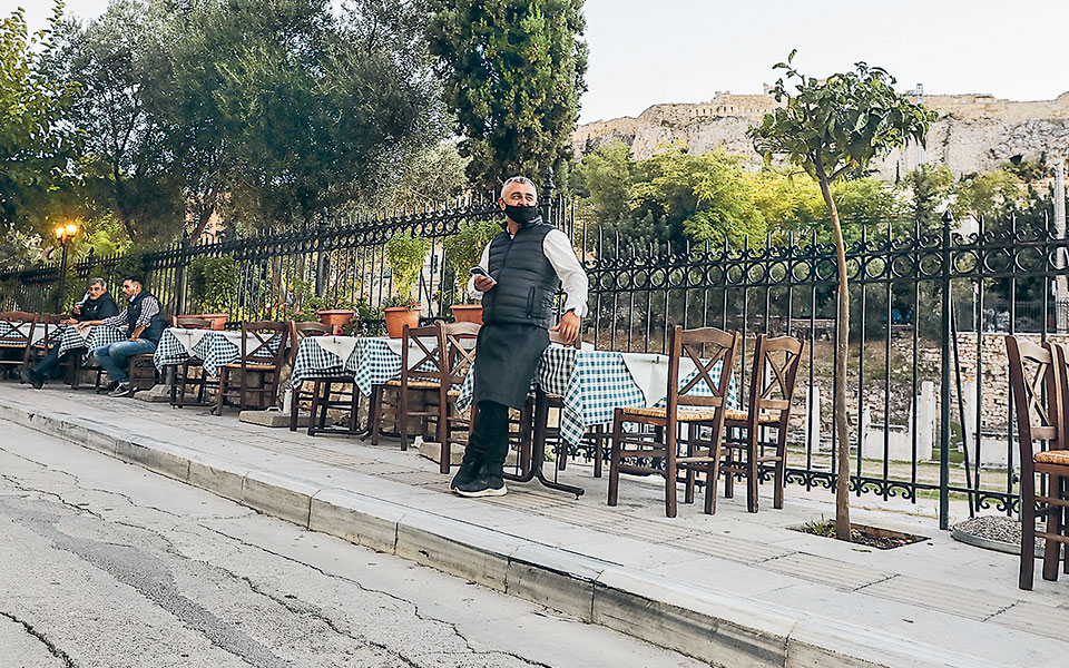 Ερευνα ΕΕΑ: Το 56% ανησυχεί για το μέλλον της επιχείρησής του