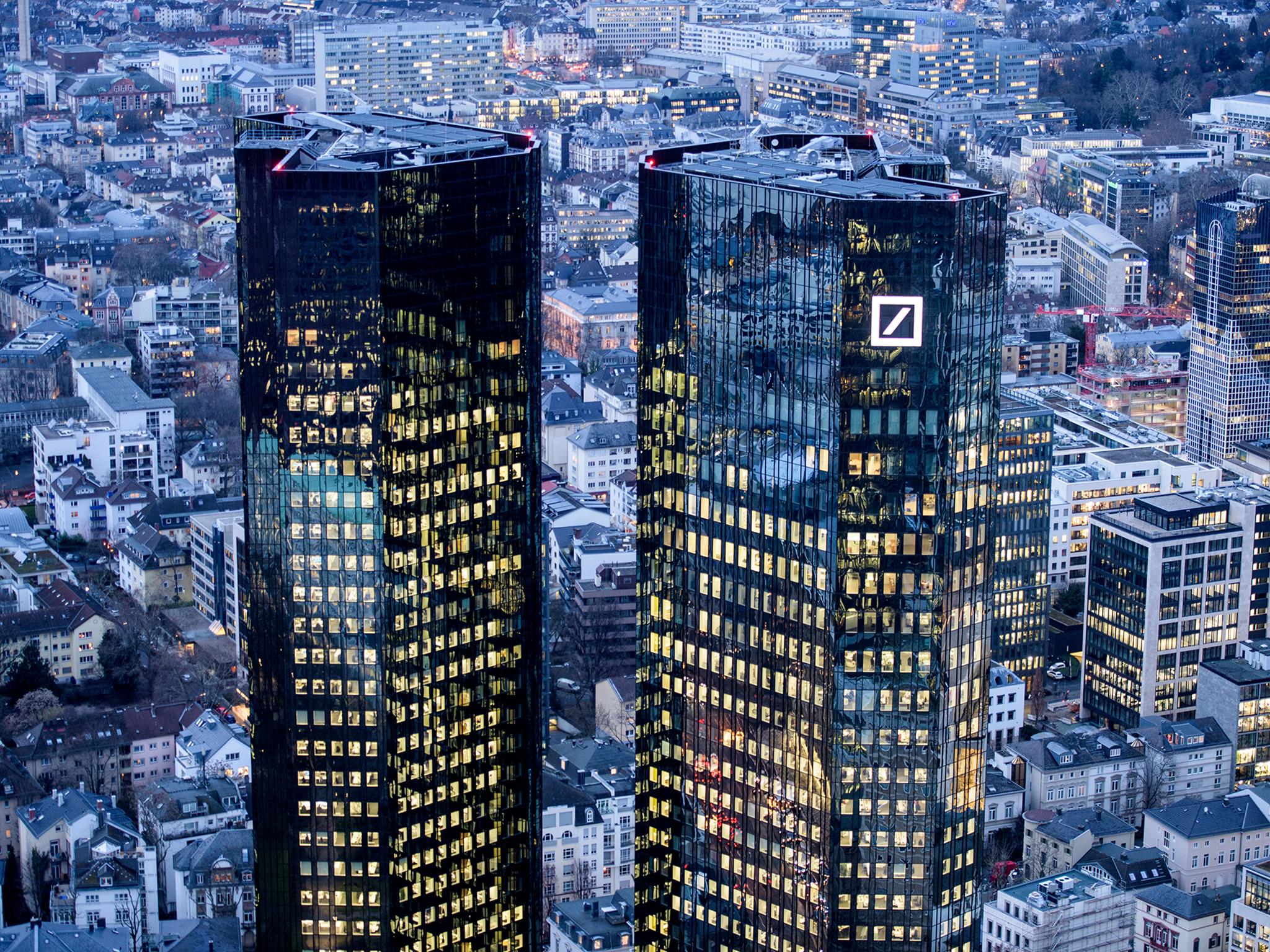 Η Deutsche Bank υπό έρευνα για ξέπλυμα χρήματος – Διωκτικές αρχές έκαναν έφοδο στα γραφεία της