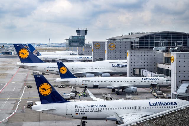 Lufthansa: Επαναδιαπραγμάτευση με Boeing – Airbus για αγορά μικρότερων αεροσκαφών