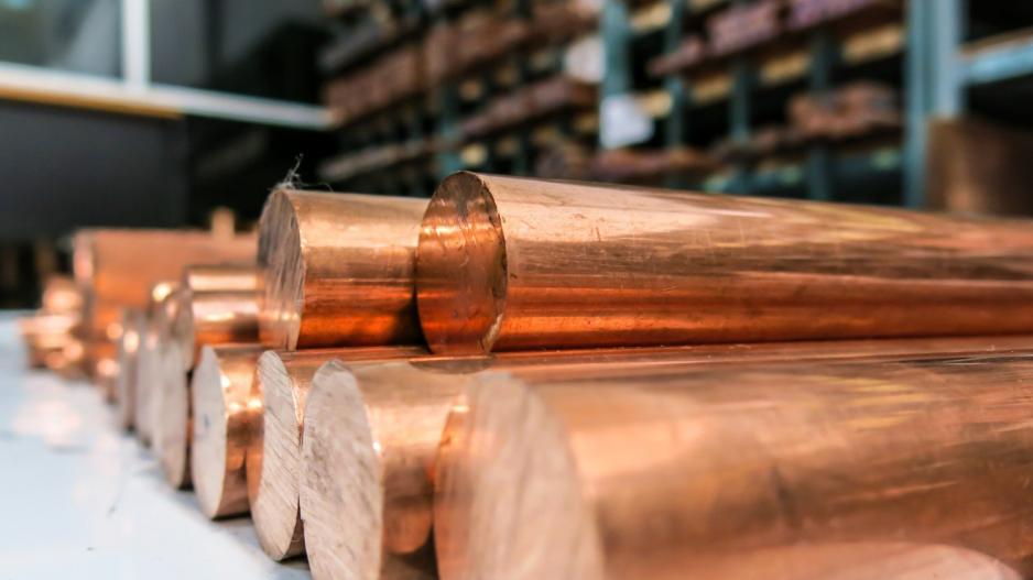 Το Απόλυτο Squeeze Στον Χαλκό: Γιατί Τα Gigawatt Data Centers Αδειάζουν Το LME