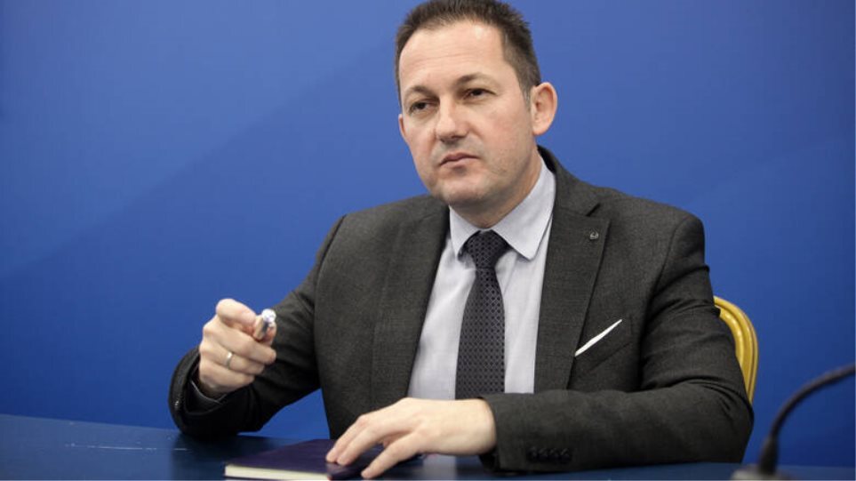 Στ. Πέτσας: Η κυβέρνηση Τσίπρα επέτρεψε να λειτουργούν παράνομα λογισμικά παρακολούθησης