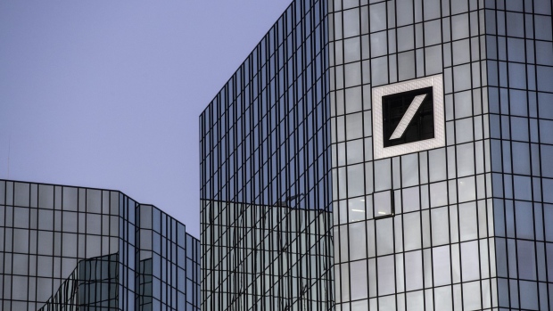 Σκόρπισε… χαμόγελα η Deutsche Bank μετά από 6 χρόνια