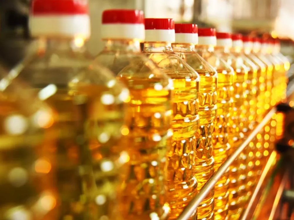 Πλαφόν σε αλεύρι και σπορέλαια, με το μέτρο και η… ζάχαρη