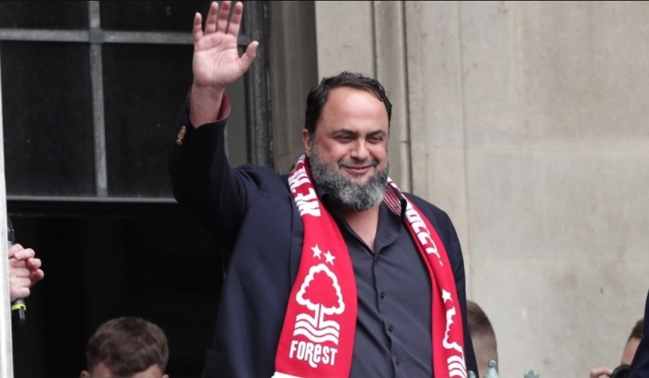 Μετά τον Σεΐχη Μανσούρ, ο Βαγγέλης Μαρινάκης στην κορυφή του παγκοσμίου ποδοσφαίρου!