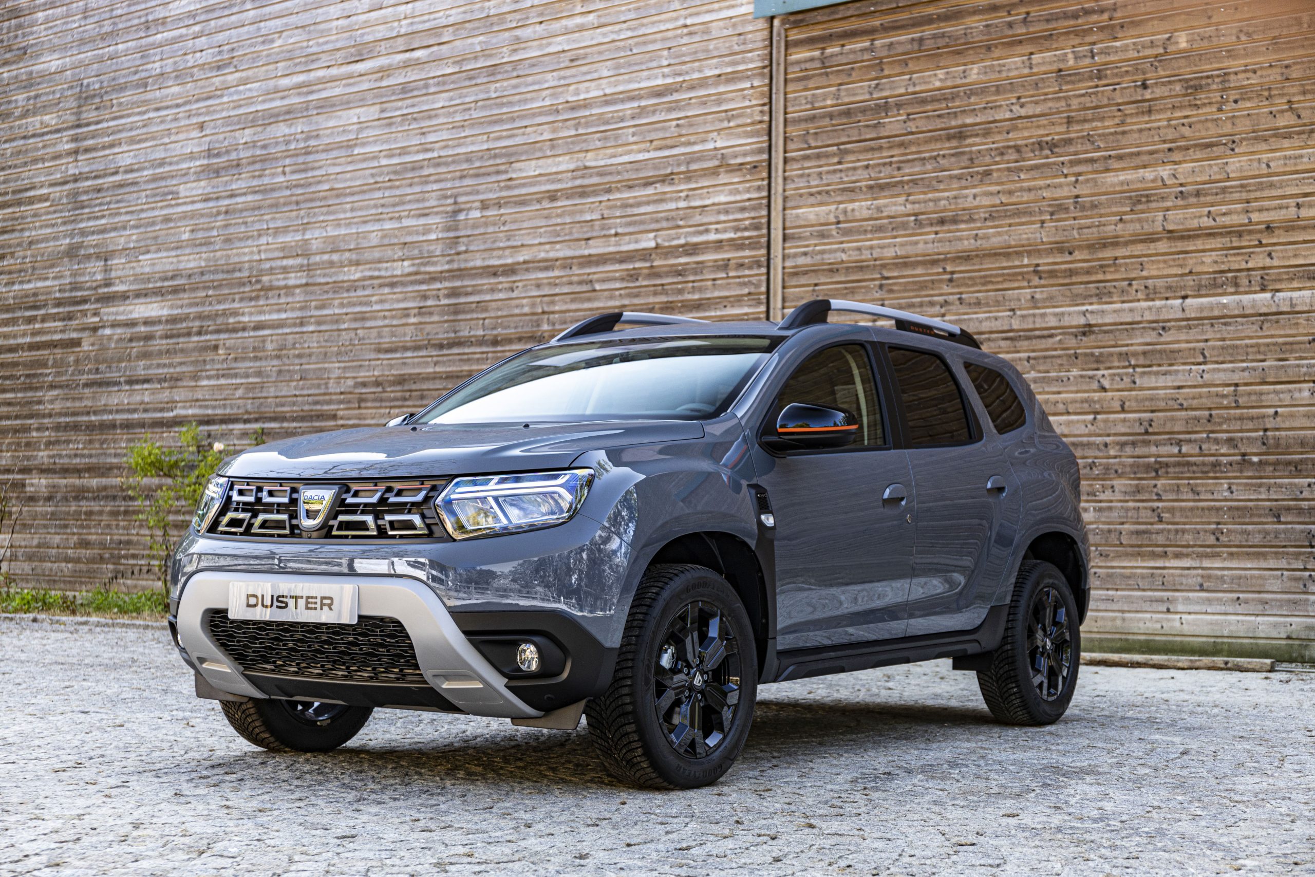 Dacia Duster: Πιο λουσάτο