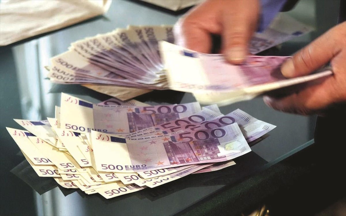 Το ανολοκλήρωτο αντισυστημικό ρεύμα των μνημονίων