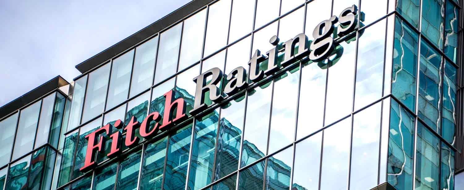 Fitch: Ο Ηρακλής ΙΙ συρρικνώνει τα κόκκινα δάνεια των τραπεζών