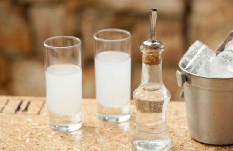 Ισχυροποιούνται στις διεθνείς αγορές το τσίπουρο και το ούζο