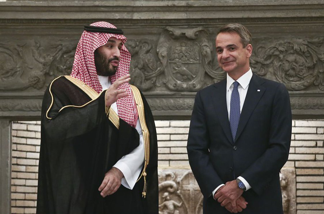 Μητσοτάκης – Μπιν Σαλμάν: Υποσχέσεις για φθηνή ενέργεια και μεγάλα επιχειρηματικά ντιλ