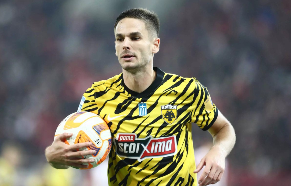 Πώς… ξενέρωσε ο Γκατσίνοβιτς λόγω Αραούχο και η πρώτη «γκρίνια» για τον κόουτς επειδή δεν αλλάζει 11άδα