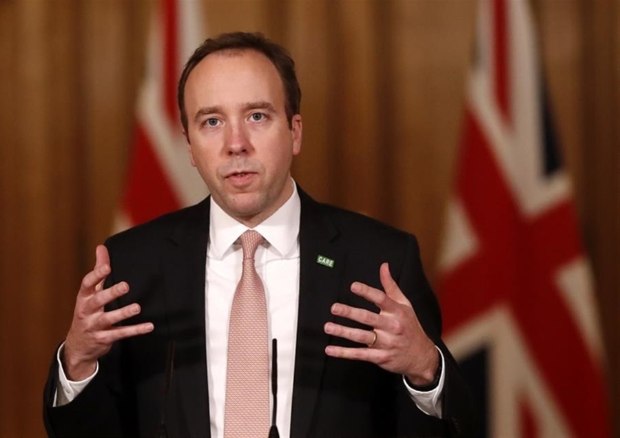 Παραιτήθηκε ο Βρετανός υπουργός Υγείας Ματ Χάνκοκ μετά το “ροζ” σκάνδαλο