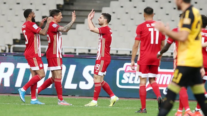 Αλύπητο χτύπημα Ολυμπιακού στην ΑΕΚ – 1-5!