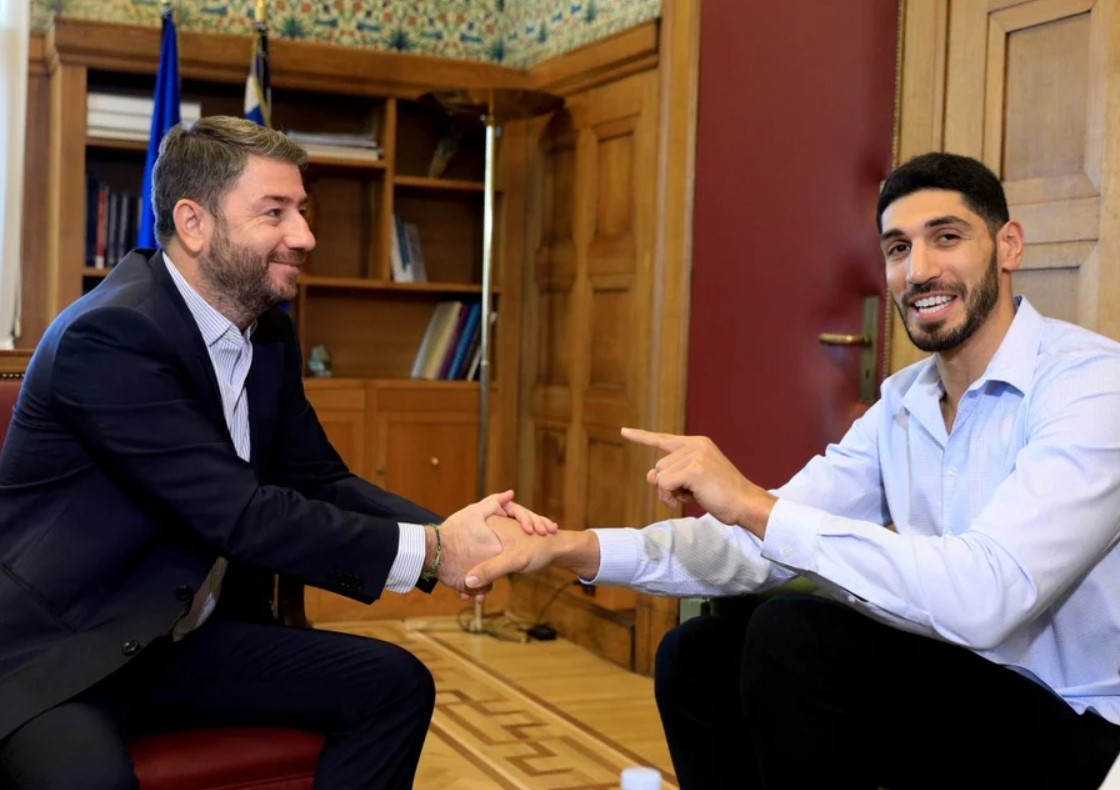 Ανδρουλάκης σε Καντέρ: Ο σεβασμός του διεθνούς δικαίου είναι το μοναδικό μονοπάτι για το ειρηνικό μέλλον των δυο λαών