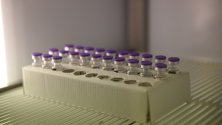 Η AstraZeneca ενδέχεται να παραδώσει λιγότερα εμβόλια