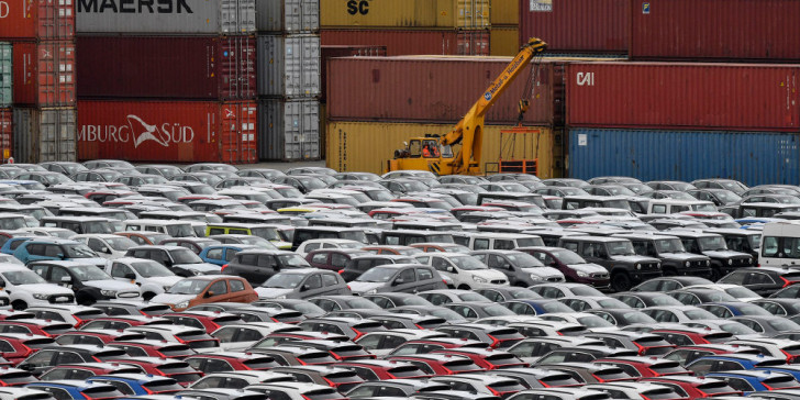 Γερμανία: Ύφεση 4,9% το 2020, ανάπτυξη 0,3% το τελευταίο τρίμηνο