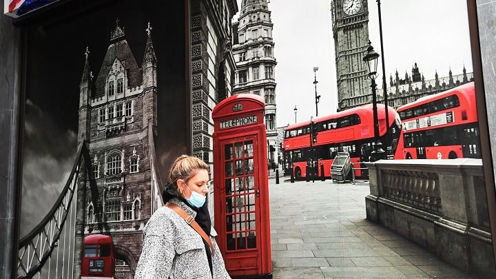 Βρετανία-κορωνοϊός: Καλπάζει η παραλλαγή Δέλτα, εντοπίστηκε και η Λάμδα