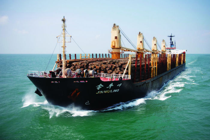 Τραμπ στο Truth Social.  «Όποιο πλοίο πλησιάσει, θα χτυπηθεί»