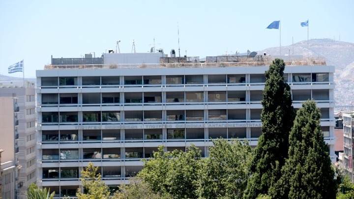 Ρύθμιση οφειλών σε 36 άτοκες ή 72 χαμηλότοκες δόσεις