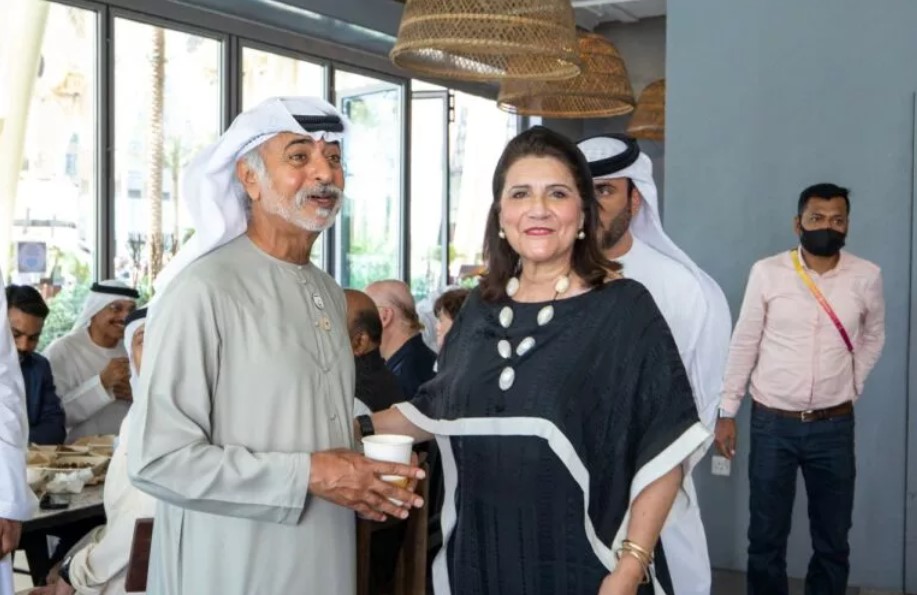 Τα «φρου – φρου κι αρώματα» της Ρόδης Κράτσα στο Ντουμπάι που κόστισαν πάνω από 100.000 ευρώ!