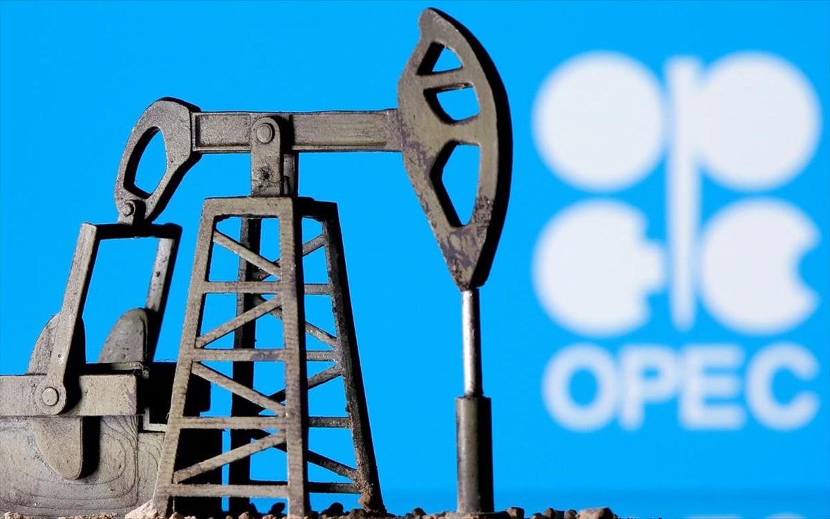 Reuters: Ο OPEC+ εξετάζει να ξαναρχίσει τις αυξήσεις στην παραγωγή του