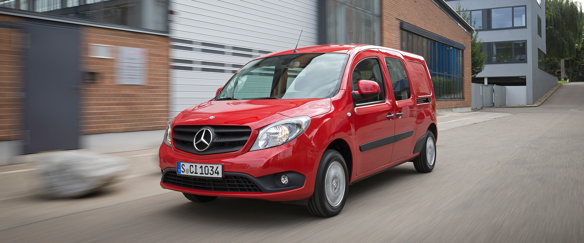 Μειώθηκαν οι πωλήσεις των επαγγελματικών αυτοκινήτων