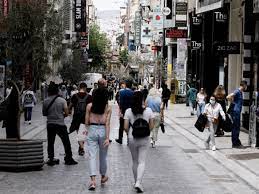 ΣΕΛΠΕ: Χωρίς θερινές διακοπές ένας στους δύο καταναλωτές