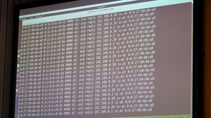 Ρώμη: Χάκερς “εριξαν” την πλατφόρμα των εμβολιασμών