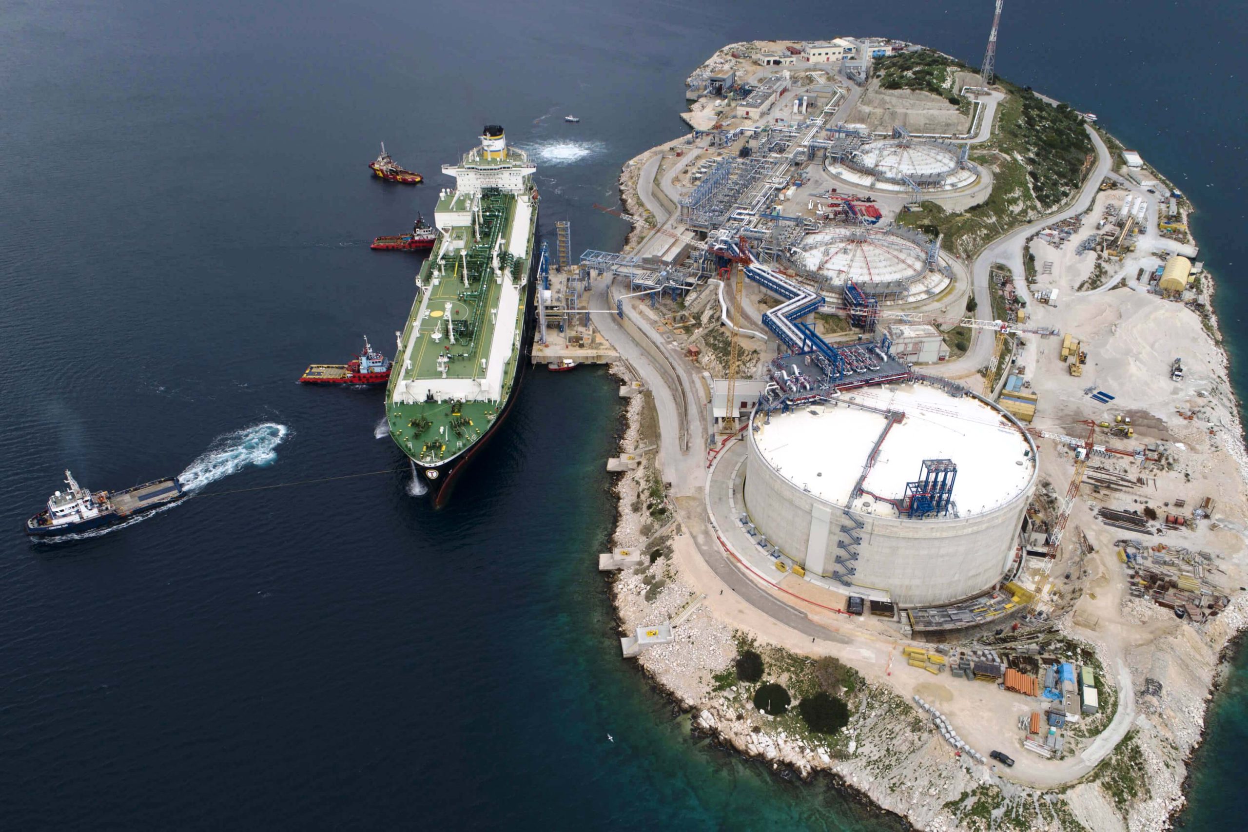 Σε πέντε χρόνια η Ελλάδα δεν θα έχει ανάγκη το ρωσικό αέριο – Όλο το σχέδιο της ενεργειακής απεξάρτησης της χώρας από τη Ρωσία