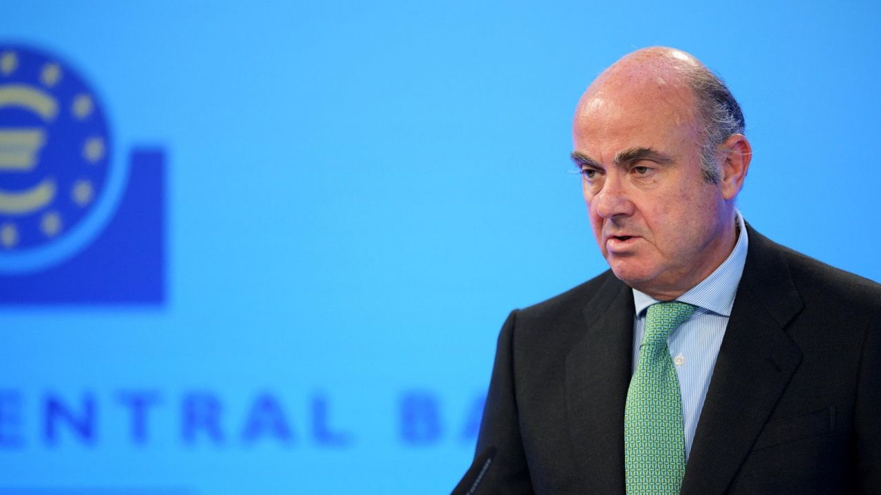 Ντέ Γκίντος: Πρόβλημα η πιστωτική ποιότητα για τις τράπεζες της Ευρωζώνης