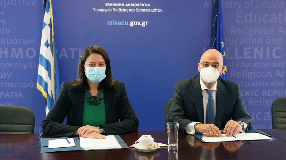 Νίκη Κεραμέως – Νίκος Δένδιας: Στόχος η εξωστρέφεια της τριτοβάθμιας εκπαίδευσης