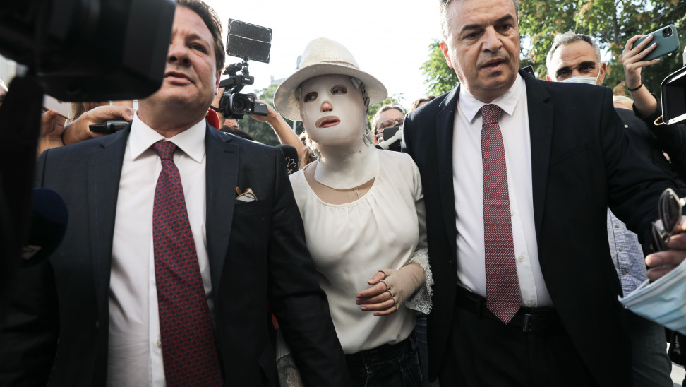 Επίθεση με βιτριόλι: Σήμερα η απολογία της 37χρονης