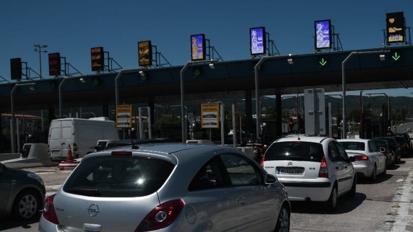 Μειώθηκε η έξοδος οχημάτων από τα διόδια Ελευσίνας και Αφιδνών