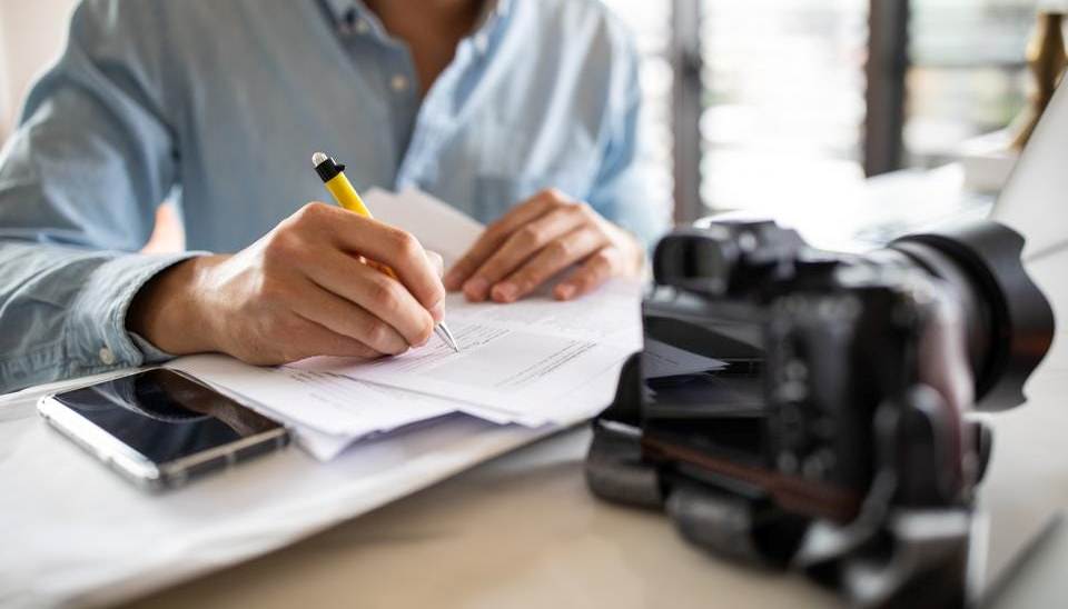 Επάγγελμα… διαβολέας ή αλλιώς συκοφάντης στο Μέγαρο Μαξίμου!