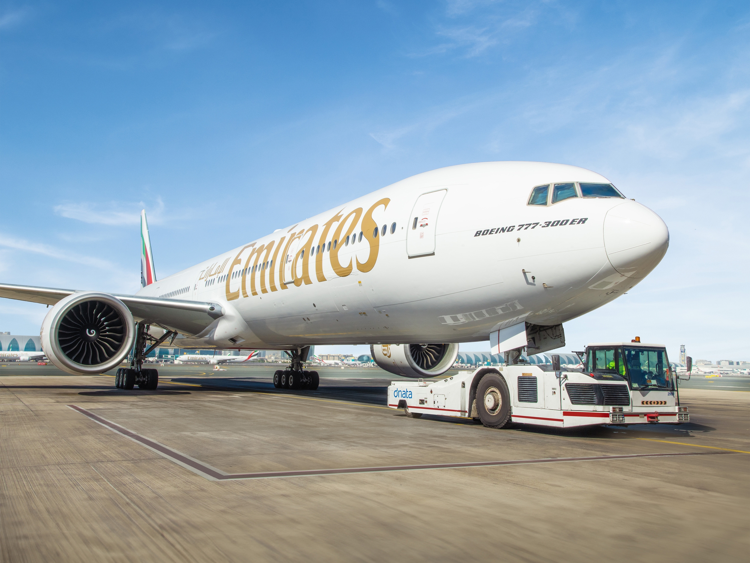 Emirates: Καλοκαιρινές αποδράσεις στο Ντουμπάι με δωρεάν διαμονή σε πολυτελές ξενοδοχείο 5*