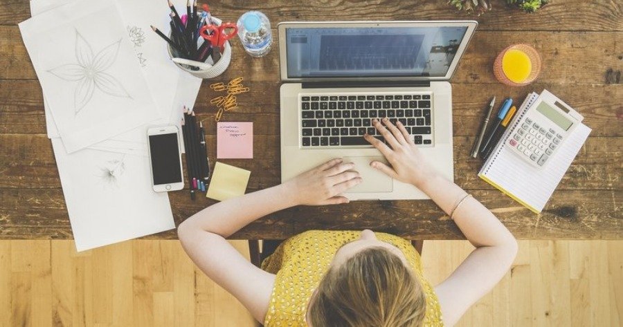 Ερευνα: Ευελιξία σε χώρο εργασίας και ωράριο ζητούν 9 στους 10 εργαζόμενους