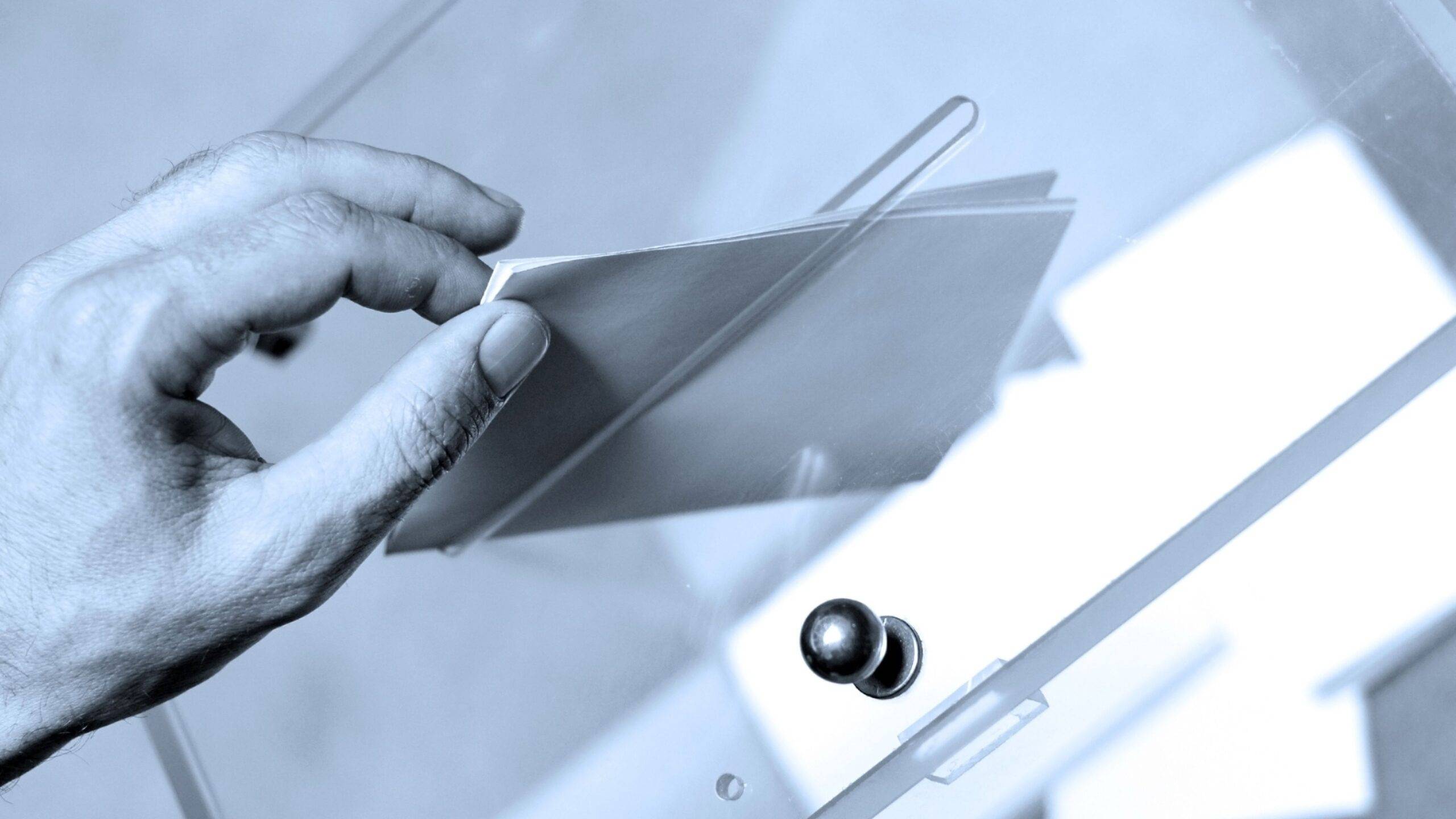 Οι μπαγιάτικες δημοσκοπήσεις 