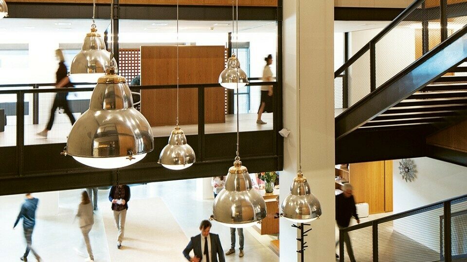 Συνεργασία IWG – Orange Grove με επίκεντρο τη νεανική επιχειρηματικότητα