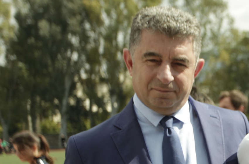 Οικογένεια Γ. Καραϊβάζ: Να μπει τέλος στη “σεναριολογία”