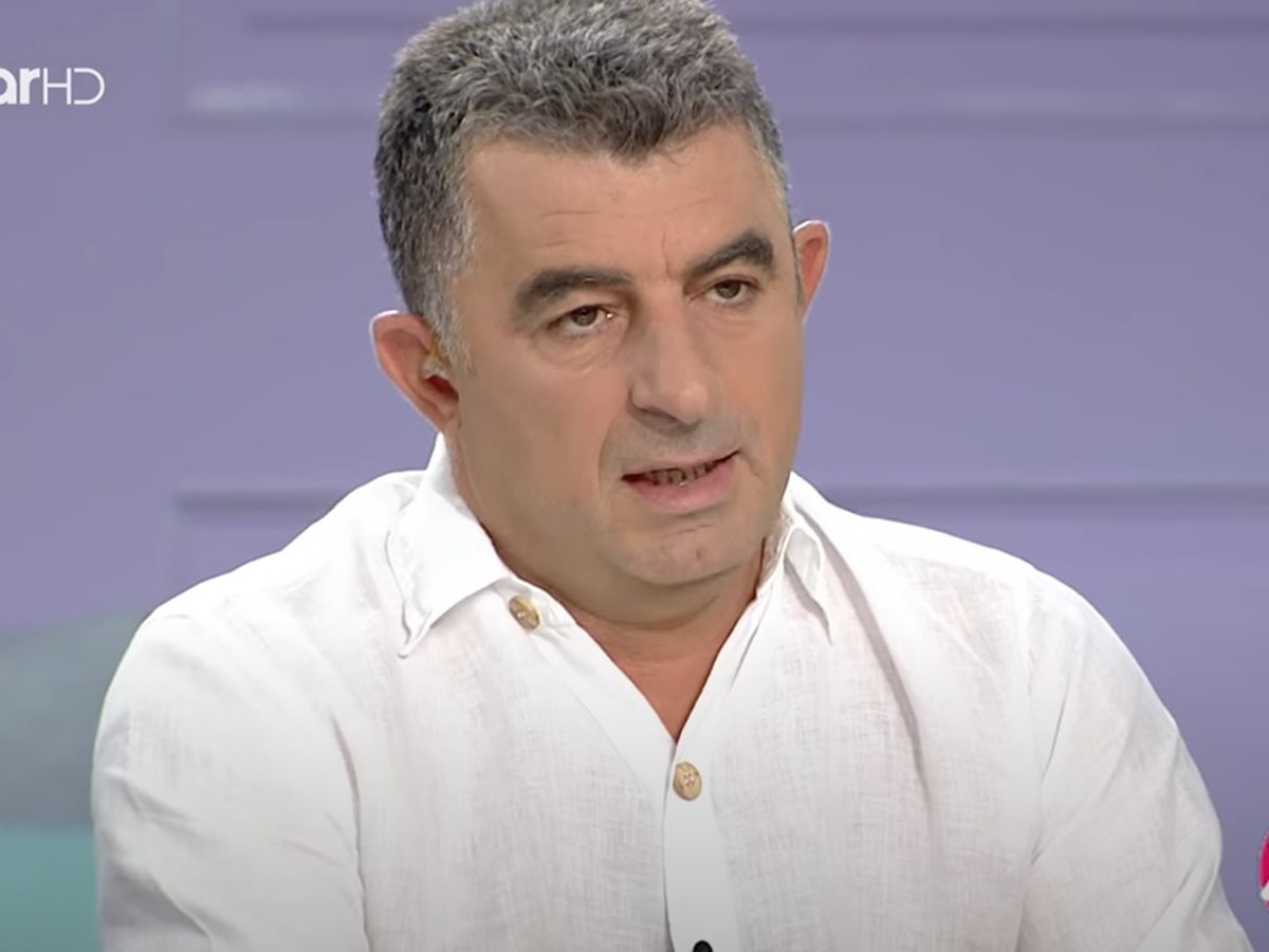 Σκότωσαν τον δημοσιογράφο Γιώργο Καραϊβάζ