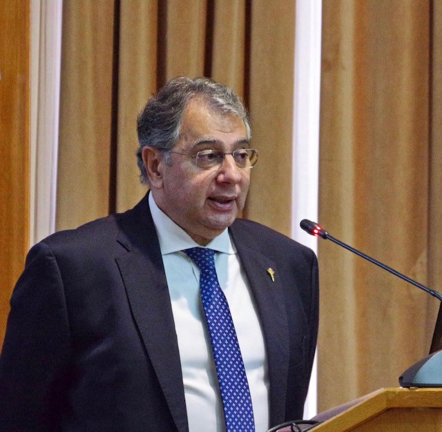 Άρθρο προέδρου ΕΒΕΠ Βασίλη Κορκίδη  Τέλος χειμερινών εκπτώσεων με «κενά τζίρου»