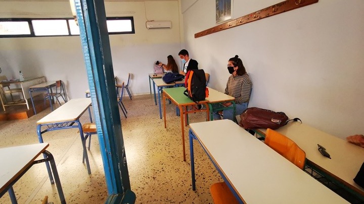 Ανοίγουν Γυμνάσια και Λύκεια – Ποιες περιοχές εξαιρούνται