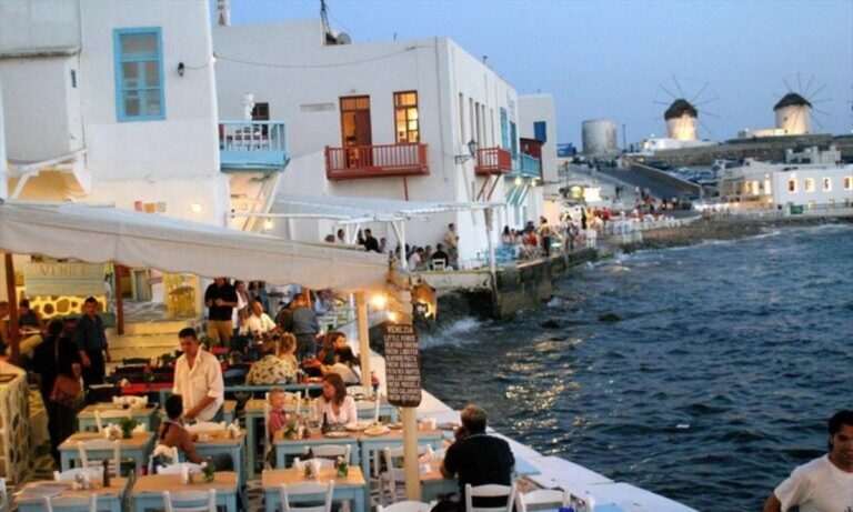 “Παγωμένη” η Μύκονος – Χιλιάδες ακυρώσεις κρατήσεων