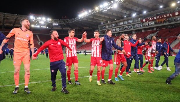 ΟΛΥΜΠΙΑΚΟΣ: Πανάξιος Πρωταθλητής και πάλι