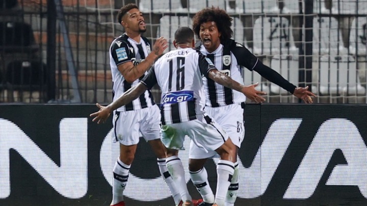 Μεγάλη νίκη ΠΑΟΚ – Κέρδισε 2-0 την ΑΕΚ στην Τούμπα