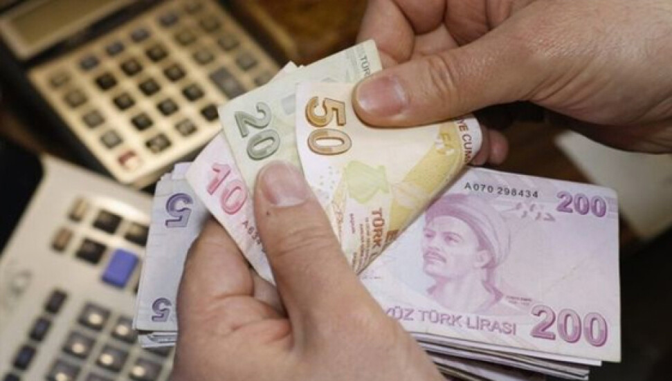 Νέα “βουτιά” 8% καταγράφει η Τουρκική λίρα