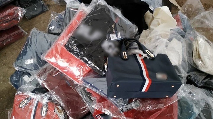 “Βροχή” τα πρόστιμα στο παραεμπόριο