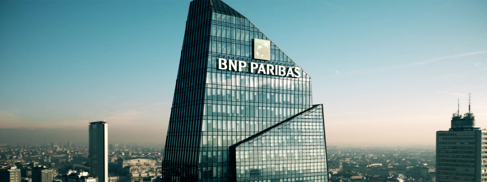 BNP Paribas: Βελτιωμένες οι προοπτικές των ελληνικών τραπεζών λόγω του “Ηρακλής”
