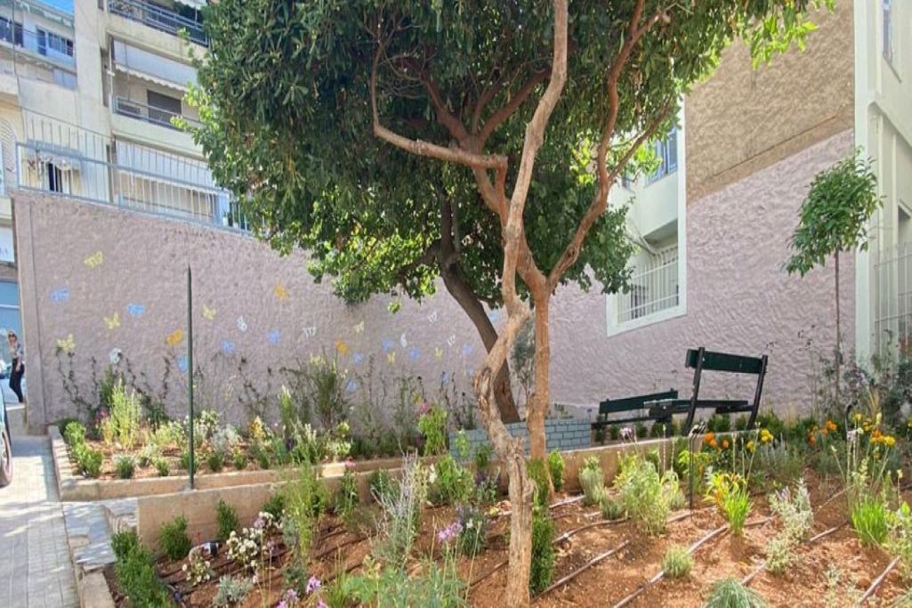 Το Reuters “διαφημίζει” τα “πάρκα τσέπης” της Αθήνας